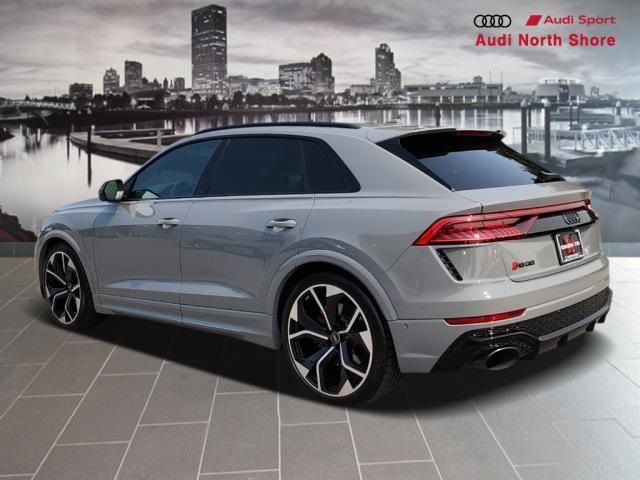 2024 Audi RS Q8 Base