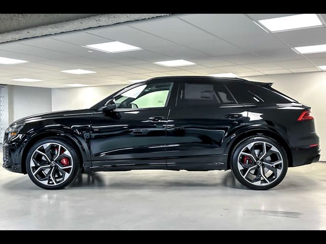 2024 Audi RS Q8 Base