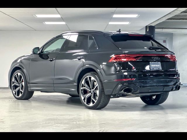 2024 Audi RS Q8 Base