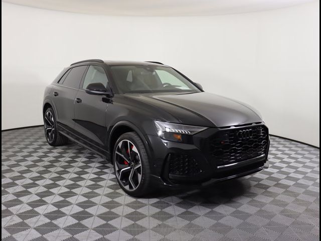 2024 Audi RS Q8 Base