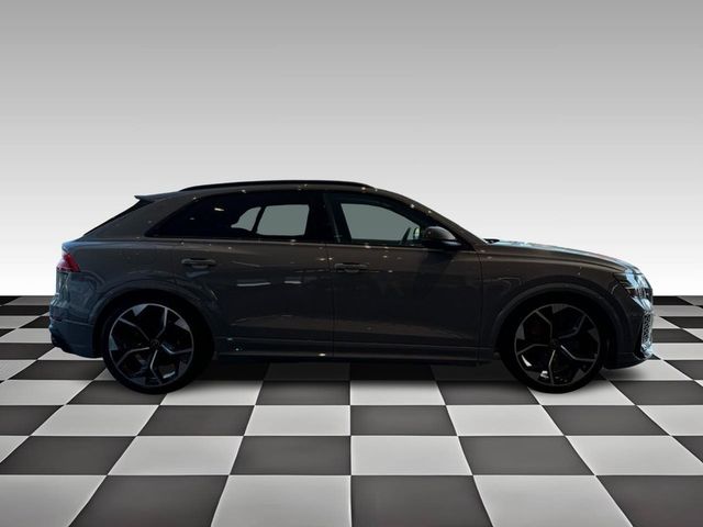 2024 Audi RS Q8 Base