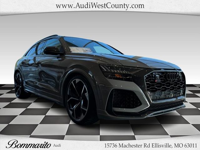 2024 Audi RS Q8 Base