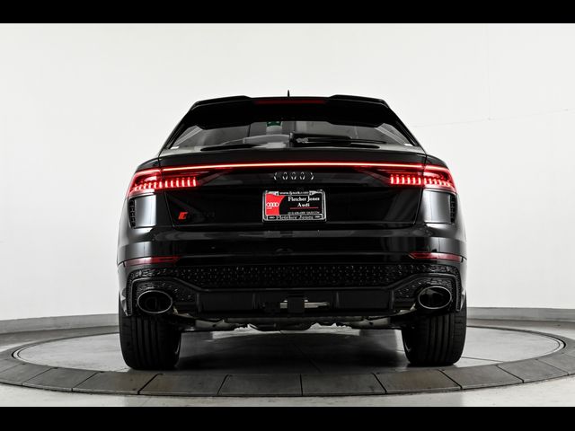 2024 Audi RS Q8 Base