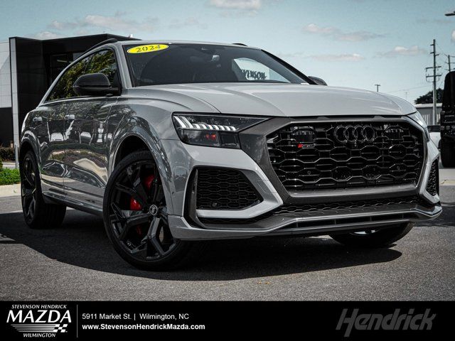 2024 Audi RS Q8 Base