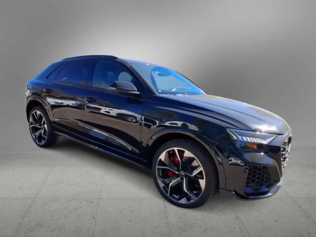 2024 Audi RS Q8 Base