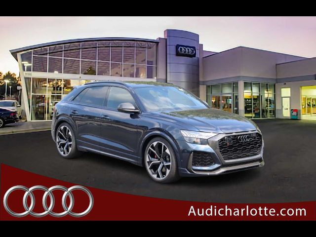 2024 Audi RS Q8 Base