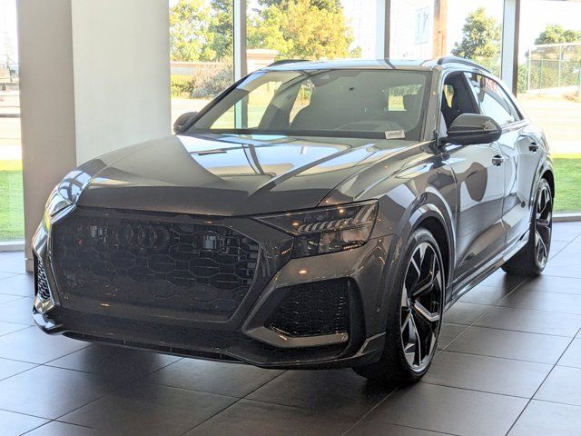 2024 Audi RS Q8 Base