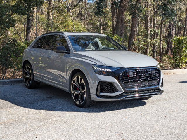 2024 Audi RS Q8 Base