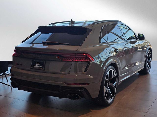 2024 Audi RS Q8 Base