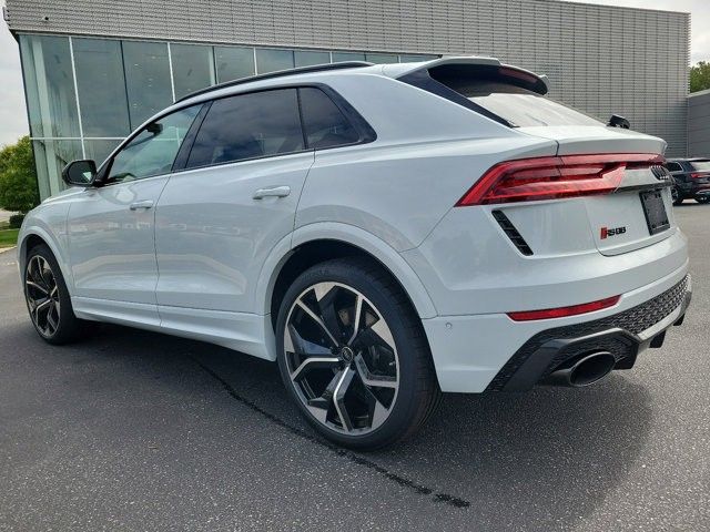 2024 Audi RS Q8 Base