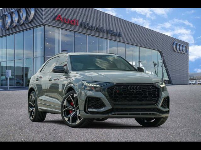 2024 Audi RS Q8 Base