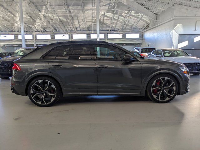 2024 Audi RS Q8 Base