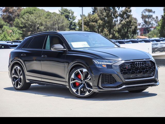 2024 Audi RS Q8 Base