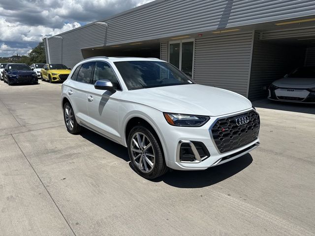 2024 Audi SQ5 Premium Plus