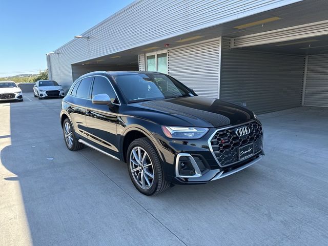 2024 Audi SQ5 Premium Plus