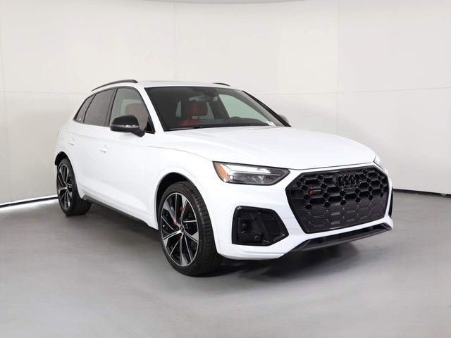 2024 Audi SQ5 Premium Plus