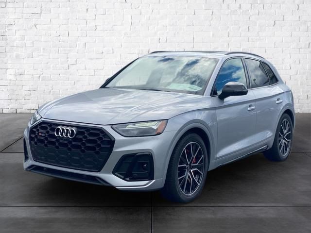 2024 Audi SQ5 Premium Plus