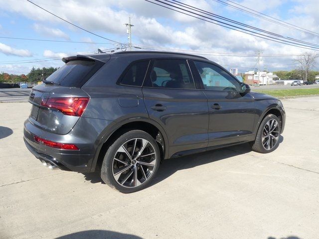 2024 Audi SQ5 Premium Plus