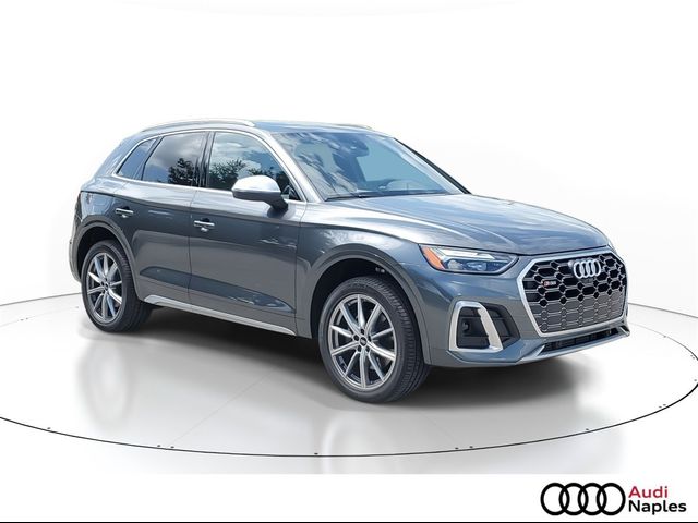 2024 Audi SQ5 Premium Plus