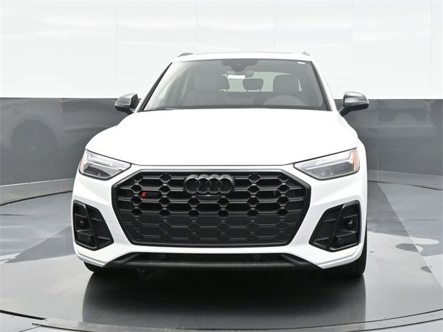 2024 Audi SQ5 Premium Plus