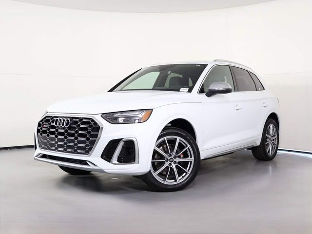 2024 Audi SQ5 Premium Plus