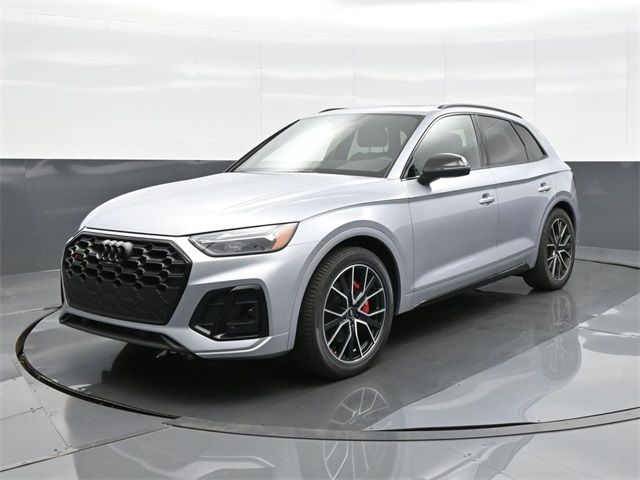 2024 Audi SQ5 Premium Plus