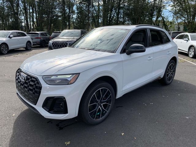 2024 Audi SQ5 Premium Plus