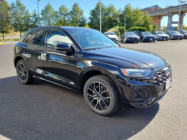 2024 Audi SQ5 Premium Plus