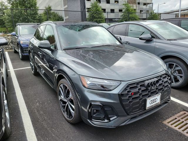 2024 Audi SQ5 Prestige