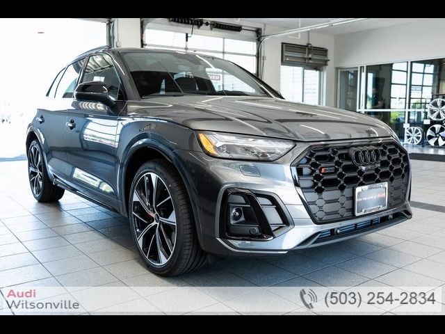 2024 Audi SQ5 Prestige