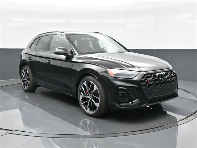 2024 Audi SQ5 Prestige