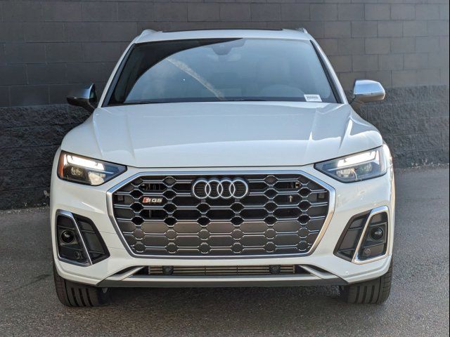 2024 Audi SQ5 Premium