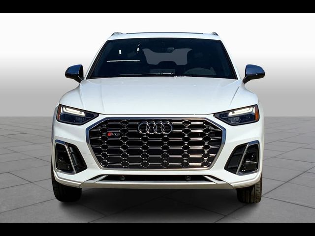 2024 Audi SQ5 Premium