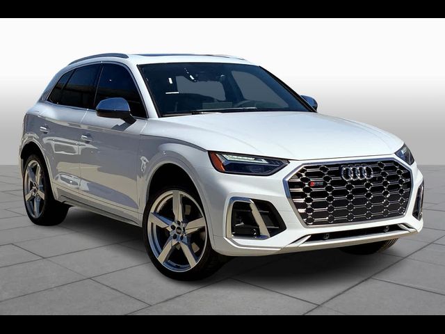 2024 Audi SQ5 Premium