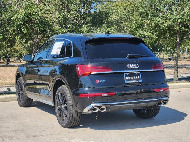 2024 Audi SQ5 Premium