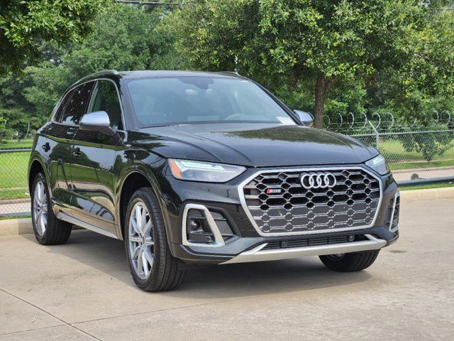 2024 Audi SQ5 Premium