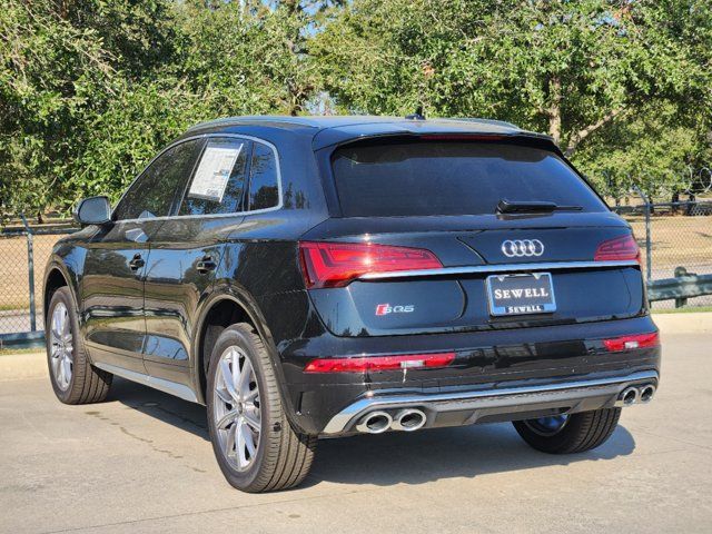 2024 Audi SQ5 Premium