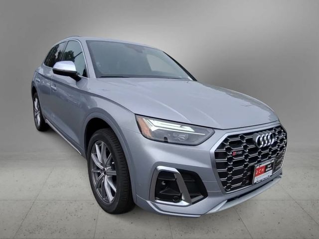 2024 Audi SQ5 Premium