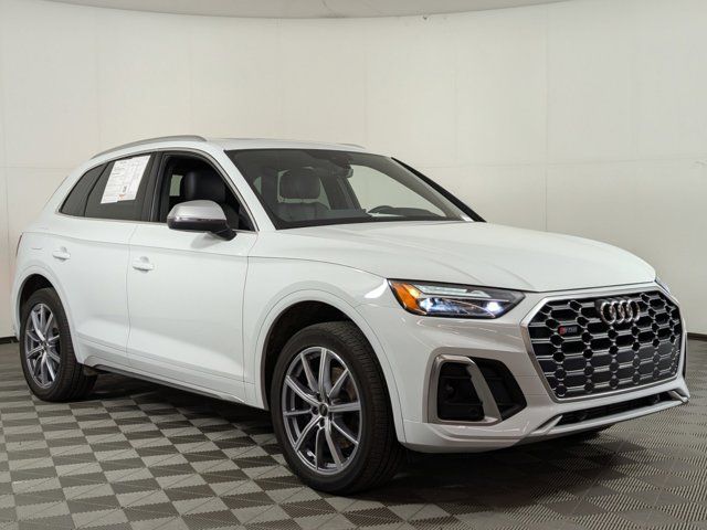 2024 Audi SQ5 Premium