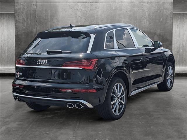 2024 Audi SQ5 Premium