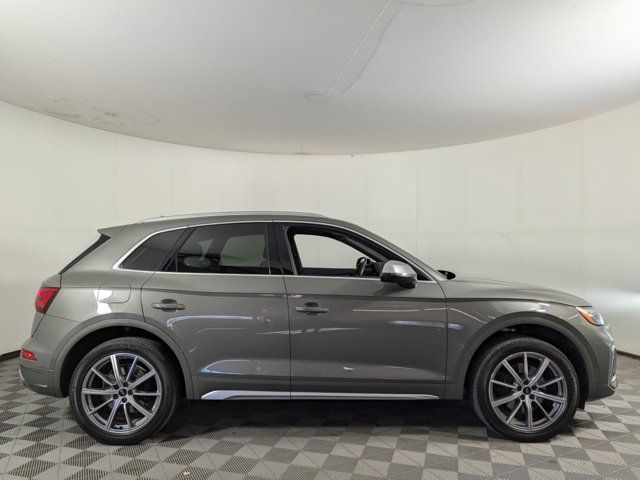 2024 Audi SQ5 Premium