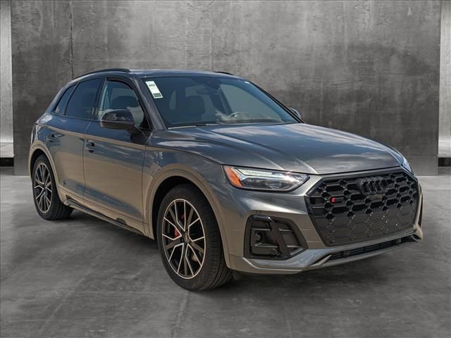 2024 Audi SQ5 Premium Plus