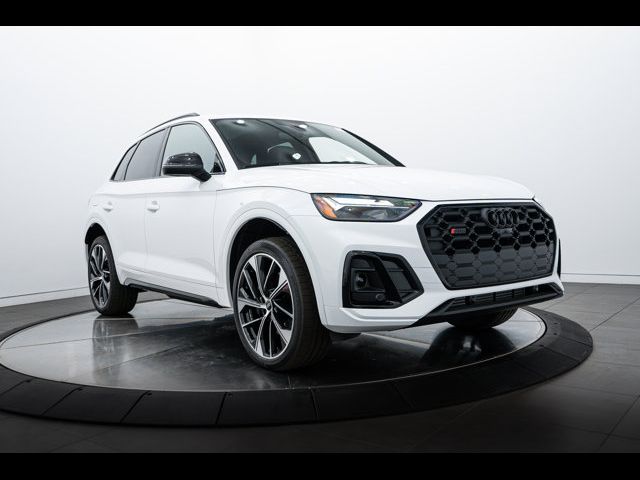 2024 Audi SQ5 Premium Plus