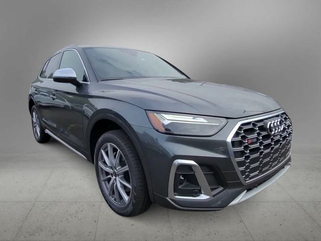 2024 Audi SQ5 Premium Plus