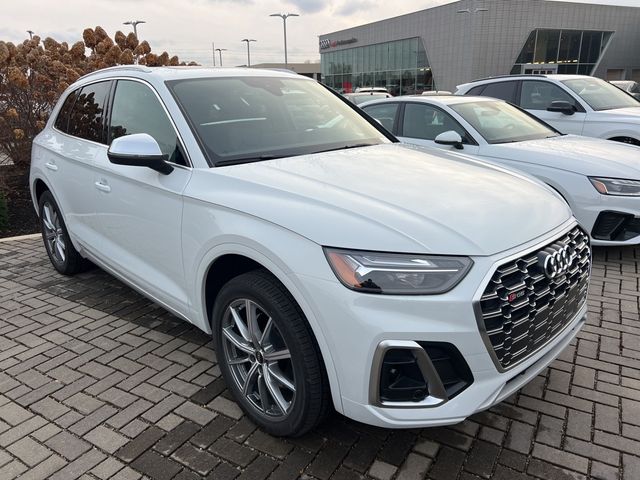 2024 Audi SQ5 Premium Plus