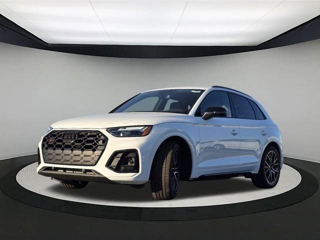 2024 Audi SQ5 Premium Plus