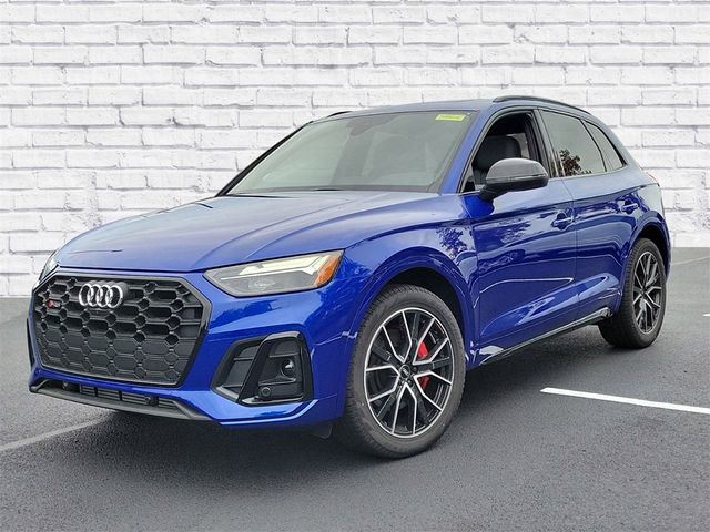 2024 Audi SQ5 Premium Plus