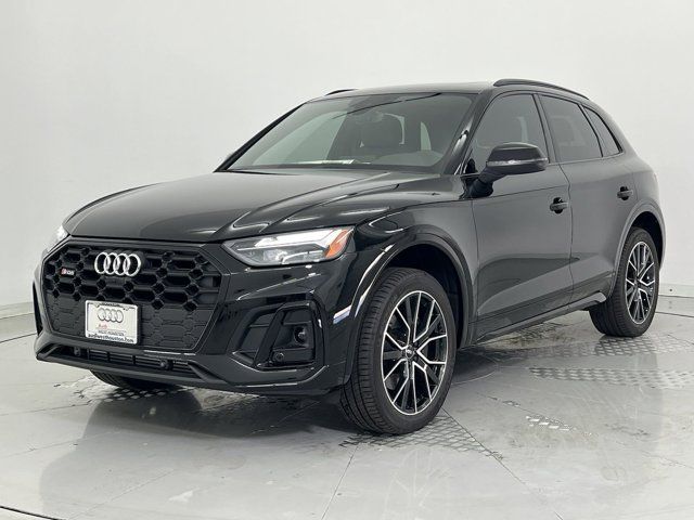 2024 Audi SQ5 Premium Plus