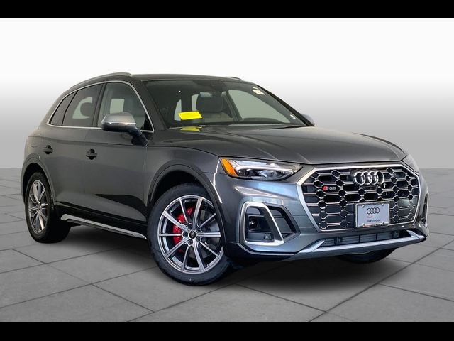 2024 Audi SQ5 Premium Plus