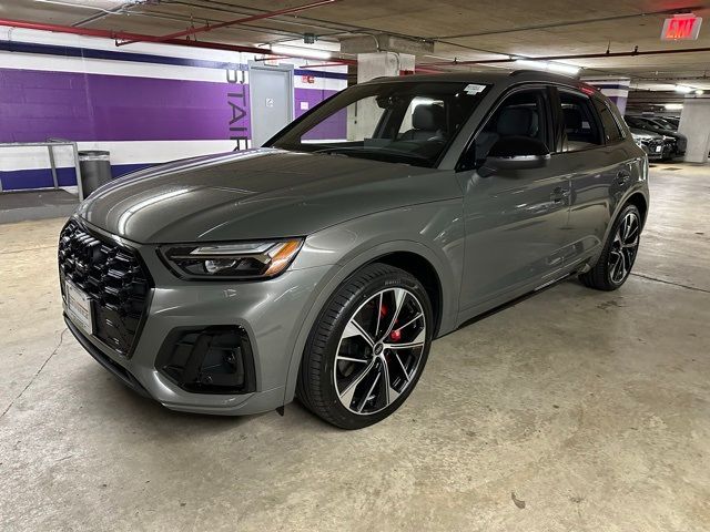 2024 Audi SQ5 Premium Plus